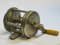 Winchester reel with counter balanced handle