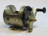 E. Holtzmann, Black Bass ultra light reel